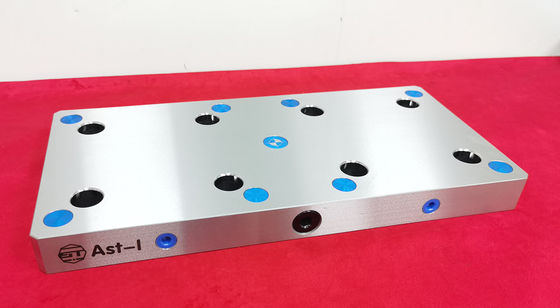 อัธยาศัยแกนสนับสนุน 3/4/5 Axis Cnc ทํางานกับ 1 และความแม่นยําสูง 0.005mm ความแม่นยําซ้ํา