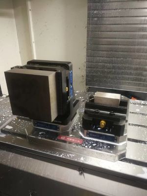 0.005 มม. เครื่องจักร Zero Point Workholding เหล็กแข็ง 22KN แรงล็อคอลูมิเนียม