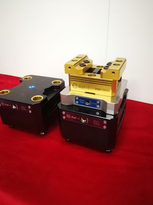 6 กิโลกรัม การจับจุดศูนย์ 0.005 มิลลิเมตร 22KN ระบบพัลเล็ตเปลี่ยนเร็ว